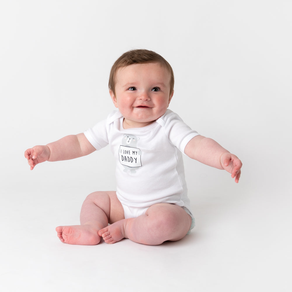 100% Organic Short Sleeve Baby Body slogan